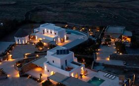 Mykonos Ag Villas In Ftelia Beach